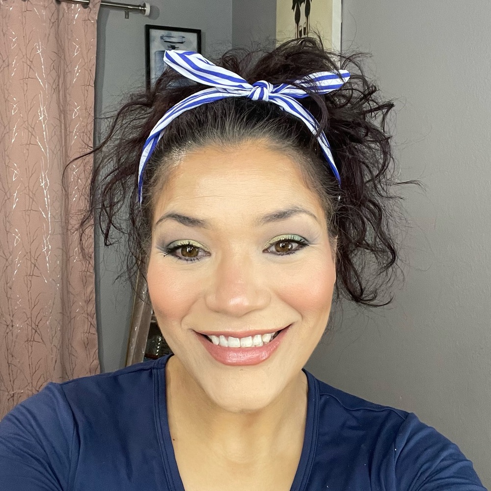 Meet your Posher, Daniel desiree